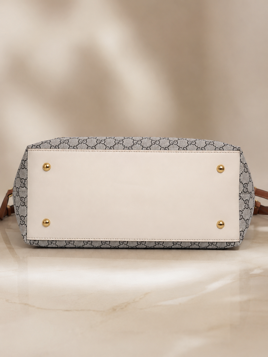 Women’s Monogram Tote Bag – Elegant Everyday Shoulder Bag