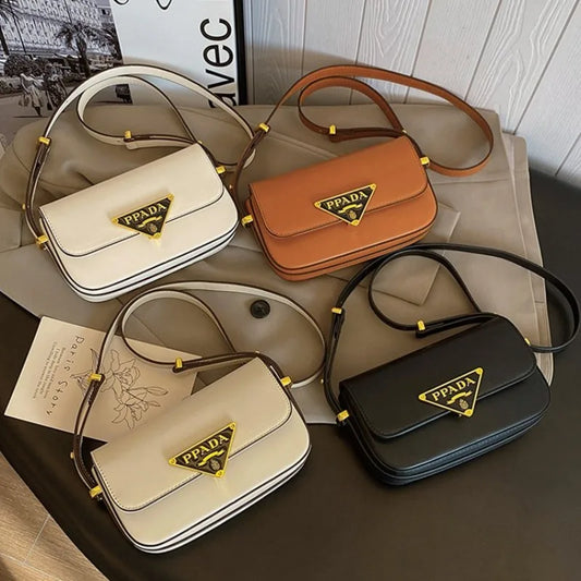 Elegant Leather Classic Designer Paris Fashion Bag For Women With Vintage Messenger Style And Solid Color