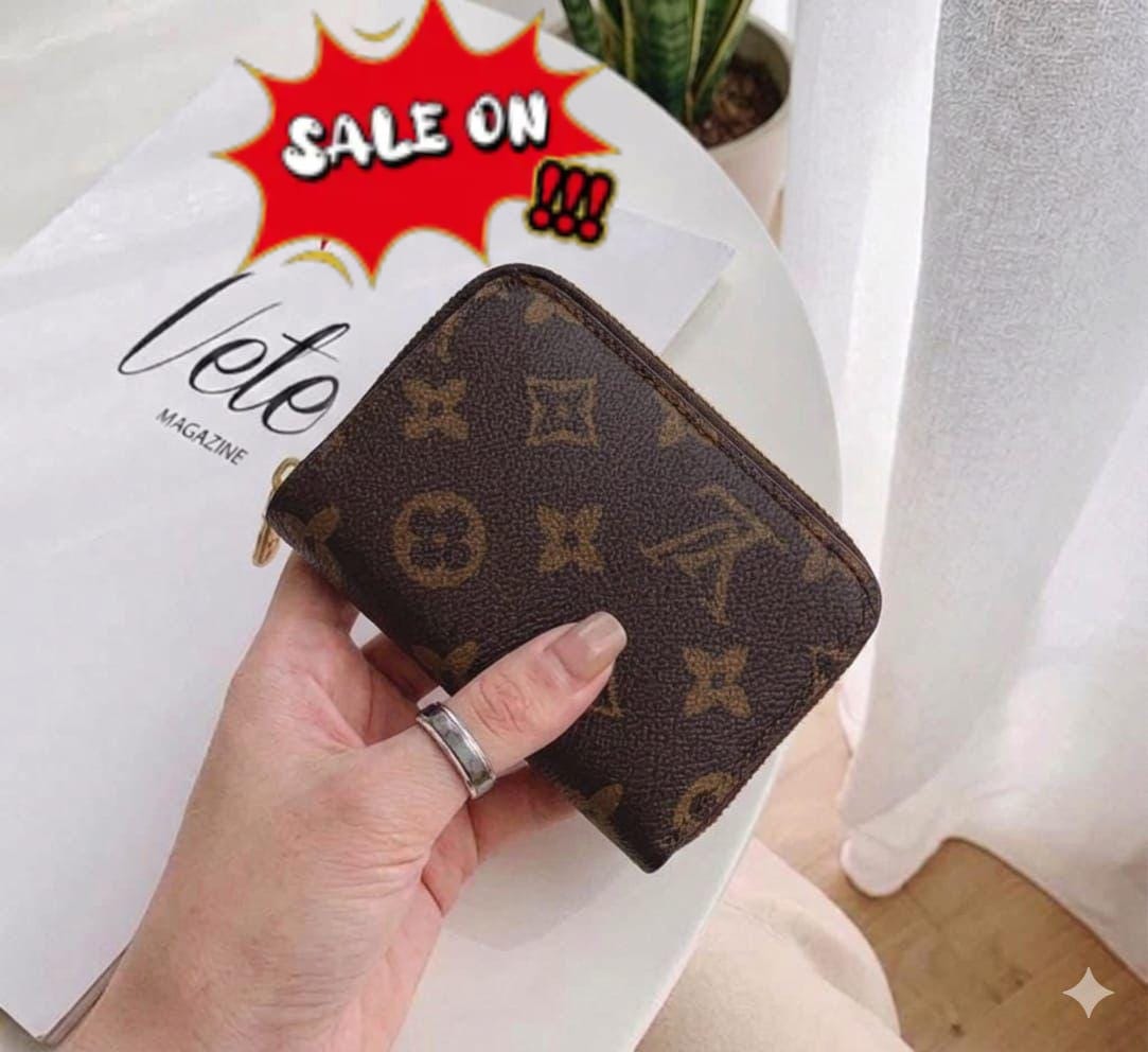 Designer-Style Mini Wallet
