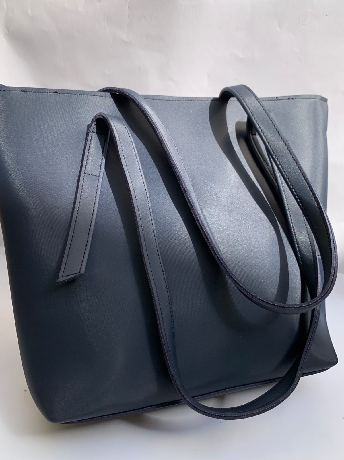 The Signature Tote – Slate Gray